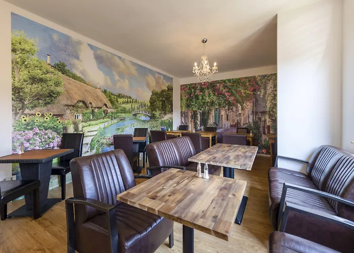 Direktionsvilla 1880 호텔 2*