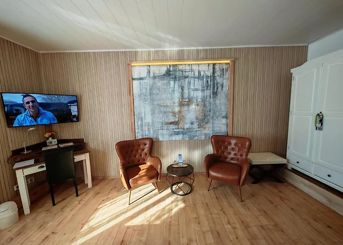 Direktionsvilla 1880 2* 하리슬리